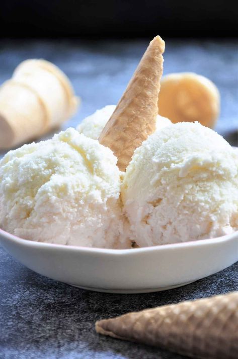 Vanilla Ice Cream Recipe (No Eggs) - Culinary Shades No Egg Ice Cream Recipe, Homemade Vanilla Ice Cream Recipe, Easy Ice Cream Recipe Homemade, Homemade Ice Cream Recipes Machine, Cream Eggs, Ice Cream Recipes Machine, Cuisinart Ice Cream, Cuisinart Ice Cream Maker, Easy Ice Cream Recipe