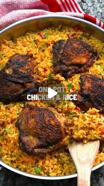 Chicken Thigh And Rice Recipe, One Pot Chicken Rice, Chicken Dinner For Two, Jasmine Rice Recipes, Chicken Cook, Season Chicken, Chicken And Rice Dishes, Bone In Chicken, Chicken Base