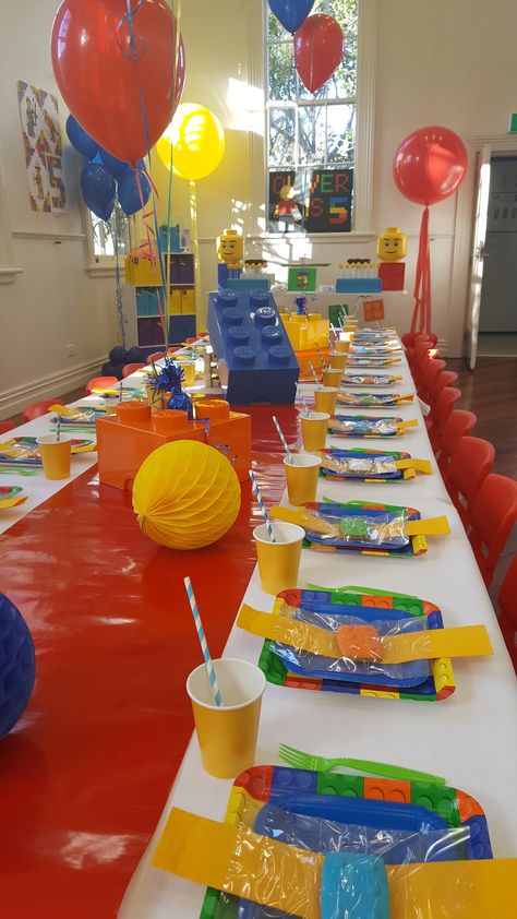 Lego Party table setting www.cherrybevents.co.nz Lego Birthday Table Decor, Lego Party Table Decor, Lego Birthday Table, Lego Party Ideas Decoration, Lego Centerpiece Ideas, Lego Party Table, Kids Birthday Treats, Lego Party Decorations, Kids Party Tables