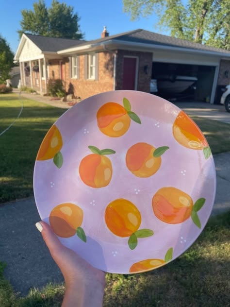 Peaches Pottery Painting, Pottery Coaster Painting Ideas, Peach Pottery Painting, Orange Pottery Painting, Pottery Painting Oranges, Cute Plate Painting Ideas, Fruit Painted Pottery, Pottery Painting Inspo Mug, Pottery Plate Painting