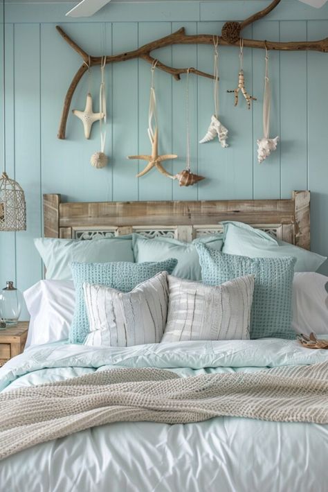 Light Turquoise Bedroom, Siren Bedroom, Light Blue Boho Bedroom, Blue Boho Bedroom Ideas, Teal Blue Bedroom, Blue Boho Bedroom, Ocean Inspired Bedroom, Light Green Bedrooms, Surf Bedroom