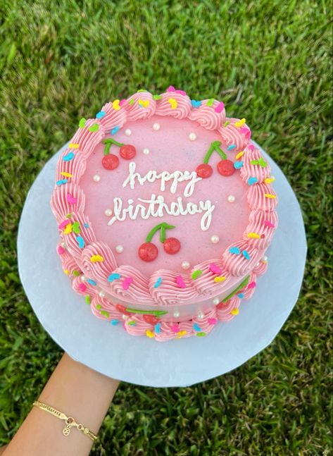 Cutest Birthday Cake, Cute Girly Cake Ideas, Pink Mini Cakes Birthday, Easy Fun Birthday Cakes, Cute Bday Cakes Aesthetic, Trendy Bday Cake, Birthday Cake Cute Aesthetic, Teen Birthday Cake Girl, Summer Birthday Cake For Women