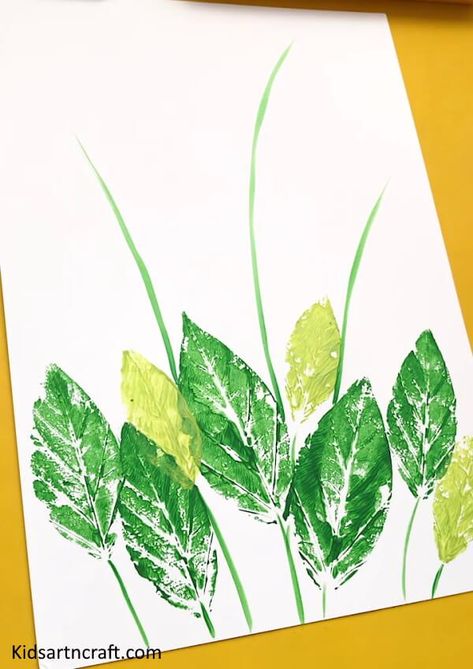 Leaf Print Art Diy, Leaf Print Art For Kids, Vegetable Printing Art For Kids, Leaf Printing For Kids, Leaf Printing Art Ideas, Imprint Art, Print Making Designs, Leaf Print Art, Leaf Printing