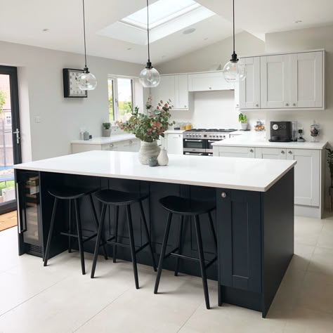 Howdens Kitchens, Kitchen Diner Extension, Open Plan Kitchen Dining Living, Open Plan Kitchen Diner, Open Plan Kitchen Dining, Open Plan Kitchen Living Room, Kitchen Dining Living, Kitchen Room Design, Kitchen Inspiration Design