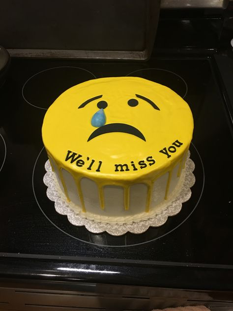 Emoji cake for a farewell party. Farewell Party Ideas School Cake, Farewell Cake For Teacher, Send Off Cake Ideas, Farewell Bento Cake, Leaving Cake Ideas, Cake For Farewell Party, Farewell Cake Ideas Friends, We Will Miss You Cake, Farewell Ideas For Friends