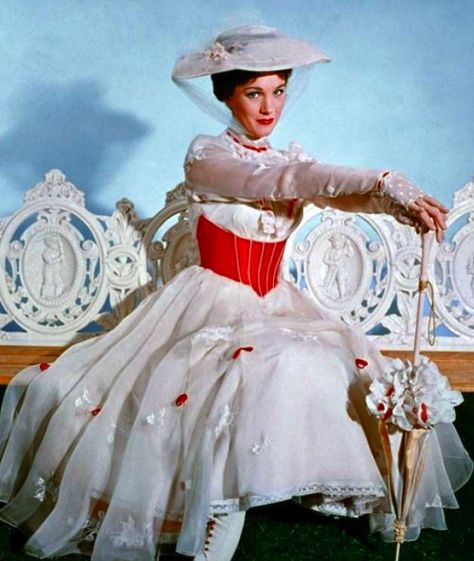 Julie Andrews may have only did Mary Poppins and The Princess Diaries films, and narrated The Cat Who Became King, but she is a true Disney Legend. Description from pinterest.com. I searched for this on bing.com/images Mary Poppins White Dress, Mary Poppins Disfraz, Mary Poppins Kostüm, Mary Poppins Characters, Julie Andrews Mary Poppins, Mary Poppins Jolly Holiday, Cat Mad, Mary Poppins 1964, Mary Poppins Costume