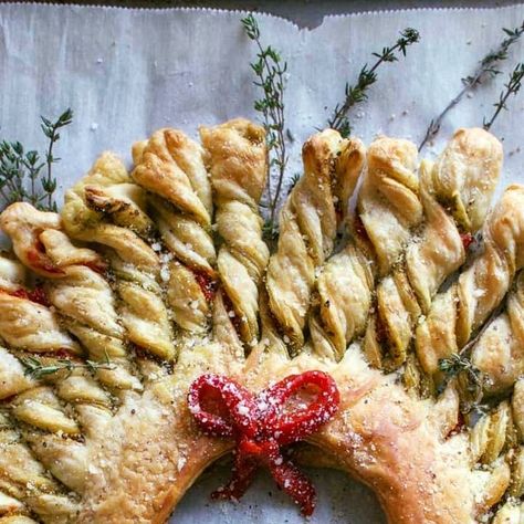 @laurens_latest on Instagram: "The perfect Christmas party appetizer has arrived, Puff Pastry Pesto Wreath! 😍🎄 I love a good filled puff pastry, especially when filled with PESTO! . Recipe link in bio! https://laurenslatest.com/puff-pastry-pesto-wreath/" Pesto Wreath, Laurens Latest, Filled Puff Pastry, Puff Pastry Filling, Christmas Appetizers Party, Party Appetizer, Pesto Recipe, The Perfect Christmas, I Love A