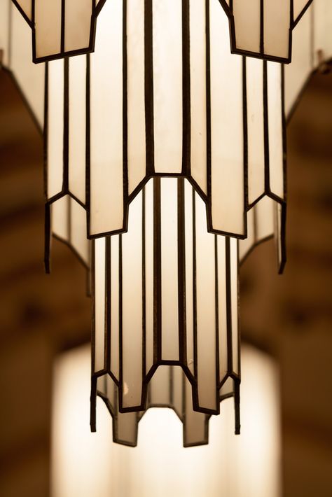 This lamp is an example of the type of lighting we will be using, soft yet with harsh outlines contrasting in dark tones. Art Deco Lamps Vintage, Art Deco Chandeliers, 1950s Interior, Tanaman Sukulen, Arte Art Deco, Art Deco Lights, Lampe Art Deco, Art Deco Ceiling, Vintage Industrial Lighting