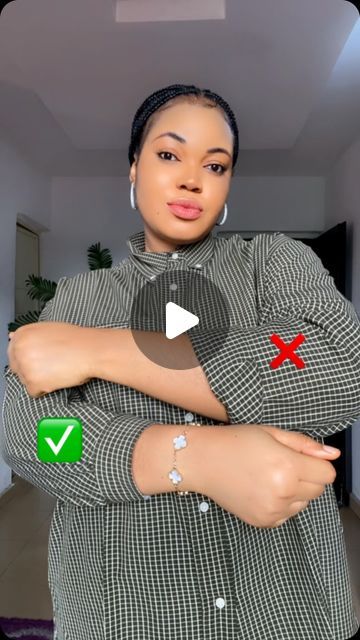 Utibe Samuel TV on Instagram: "How to fold your Shirt Sleeve #style #viralvideos #fashionstyle #styleinspiration" Fold Sleeves Women How To, How To Fold Shirt Sleeves, Shirt Folding, How To Fold Sleeves, How To Fold, Recipes Dessert, Dress Shirts For Women, Fryer Recipes, Sleeves (women)