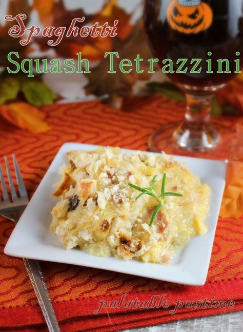 Deliciously creamy spaghetti squash casserole! Spaghetti Squash Tetrazzini by Sue Lau | Palatable Pastime 10.30.13 I used to say I didn't like spaghetti squash. My friends on Facebook have seen me kvetch about having made someone's recipe for spag squash back in the 80's, topping it with marinara sauce like Italian pasta. It was vile. So vile in fact, that I never returned to the vegetable, despite being adventurous with foods, well able to develop my own recipes and having a genuine love for al Creamy Spaghetti Squash, Squash Eggplant Recipe, Spaghetti Squash Chicken, Keto Veggie Recipes, Creamy Casserole, Spaghetti Squash Recipe, Creamy Spaghetti, Spaghetti Squash Casserole, Leftover Thanksgiving