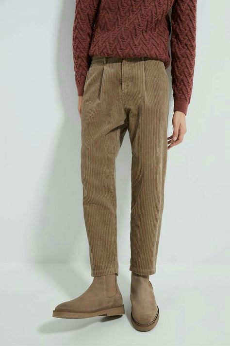 Corduroy Pants Outfit, Pants Outfit Men, Effortless Outfit, Winter Outfit Inspiration, Herren Outfit, Stylish Mens Outfits, Streetwear Men Outfits, 가을 패션, Mens Casual Outfits