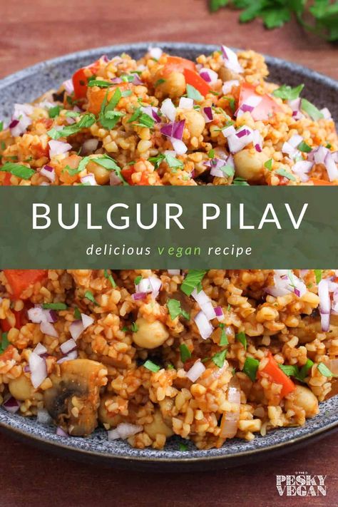 Featuring a range of textures and a delicious smoky flavour, this one-pot bulgur pilav combines tomatoes and chickpeas for a nutritious dish that comes together in around 40 minutes. #vegan #vegandinner #bulgurwheat #pilaf #onepotmeal #thepeskyvegan Bulgar Recipes, Bulgur Vegan, Bulgur Pilaf, Bulgur Recipes, Fried Quinoa, Wheat Recipes, Mint Recipes, Mediterranean Diet Recipes, Veg Recipes