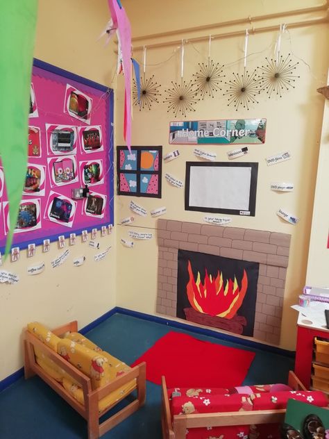 Home Corner Role Play Fireplace Home Corner Eyfs, Home Corner Preschool Pretend Play, Role Play Display Boards Eyfs, All About Me Role Play Area, Home Corner Role Play Eyfs, Dramatic Play Home Living, Cozy Corner Daycare, Preschool Home Corner Ideas, My Home And Family Preschool Theme Dramatic Play