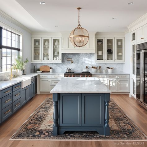 2 Tone Kitchen, 2 Tone Kitchen Cabinets, Two Tone Kitchen Cabinets Color Combinations, Blue And White Kitchen Cabinets, Cream And White Kitchen, Two Toned Kitchen Cabinets, Modern Classic Kitchen, Cream Kitchen Cabinets, Kitchen Cabinets Color Combination