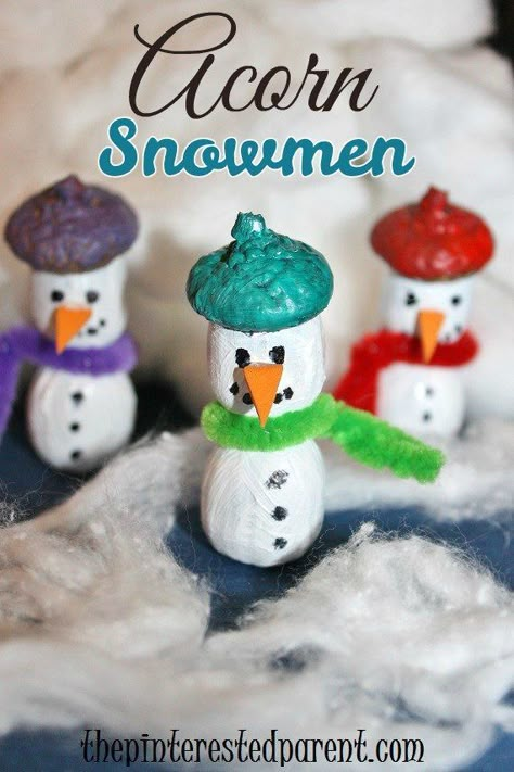 Acorn Snowmen Craft - kid's nature crafts for winter Acorn Projects, Acorn Diy, Nut Crafts, Crafts For Winter, Acorn Decor, Acorn Craft, Acorn People, Nature Crafts Kids, Acorn Art