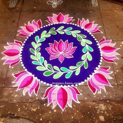 Big Dotted Rangoli Designs, Big Rangoli Designs With Dots, Flower Rangoli Designs Simple, Rangoli Designs Big, Big Rangoli Designs Creativity, Welcome Rangoli, Painted Backgrounds, Diwali Drawing, Simple Muggulu