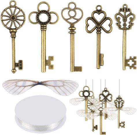 AmazonSmile: SANNIX 50 PCS Vintage Skeleton Keys Flying Keys Charms with 50 Pairs Dragonfly Wings and 30 Yards Elastic Crystal String for DIY Christmas Decorations Harry Potter Keys, Birthday Party Harry Potter, Cloth Wreath, Harry Potter Event, Flying Keys, Harry Potter Themed Party, Party Harry Potter, Key Diy, Harry Potter Christmas Tree