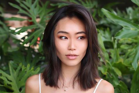 Short Hairstyle Women Fine Hair Asian, Best Asian Hairstyles For Women, 2023 Hair Trends For Women Asian, Asian Haircut Women Medium, Female Asian Hairstyles, Unstyled Lob Haircut, Asian American Hairstyles, Asian Haircut Shoulder Length, Formal Hairstyles Asian Hair