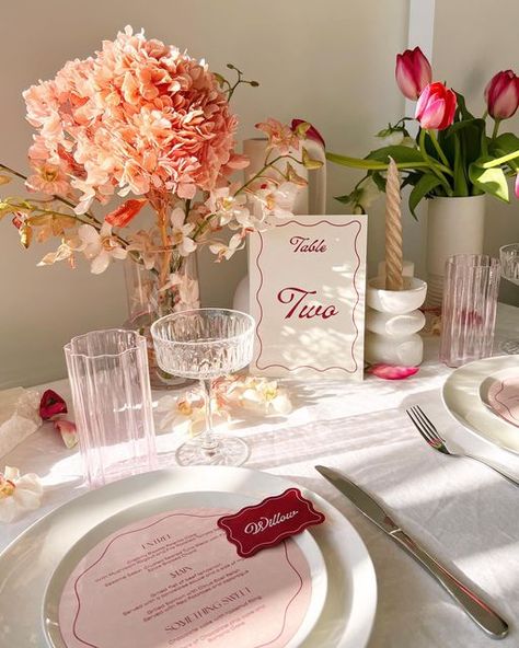 Birthday Tablescapes, Bridal Shower Inspo, Dinner Places, Birthday Dinner Party, Table Place Cards, Birthday Table, Wedding Table Settings, Negroni, Wedding Mood Board