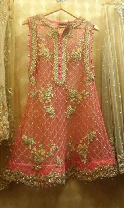 Pink Peach Wedding, Dress Pakistani, Pakistani Formal Dresses, Pakistani Wedding Outfits, Pakistani Fancy Dresses, Fancy Wedding Dresses, Dress Work, Kids Designer Dresses, Pakistani Bridal Dresses