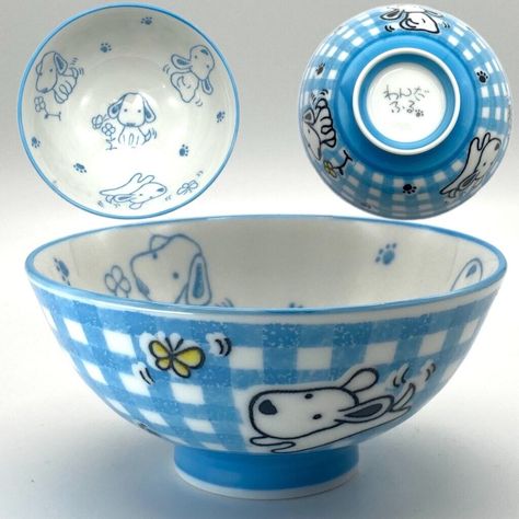 Cool Kitchenware, Blue Painted Pottery, Dog Ceramic Bowl, Paint Bowl Ideas, Ceramic Bowl Designs, Ceramic Bowl Painting, Cute Dinnerware, Cool Bowls, Pretty Bowls