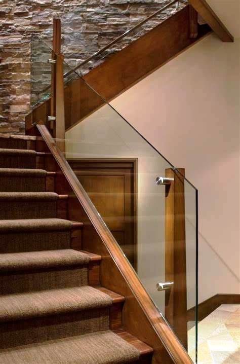 20 Stunning Glass Railing Ideas - Instaloverz Stairs With Glass Panels, Indoor Stair Railing, Wooden Railing, Glass Railing Stairs, Architecture Art Nouveau, Modern Stair Railing, Staircase Railing Design, Contemporary Staircase, Glass Stairs