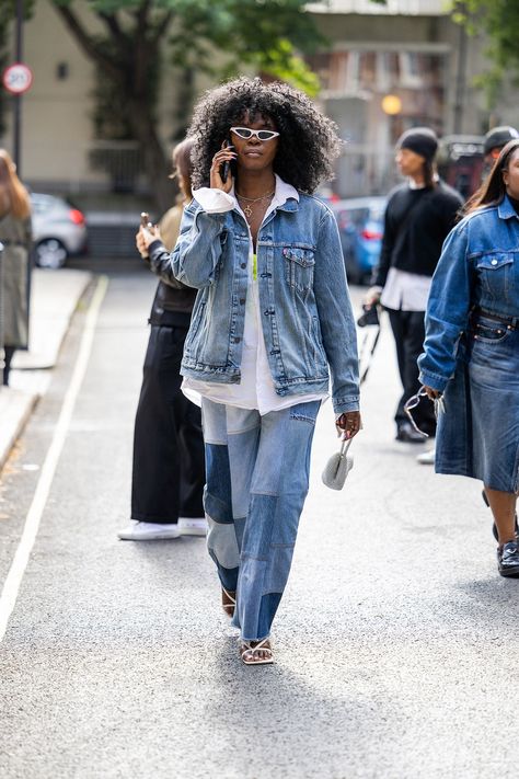 Denim Trends 2023, Celebrity Jeans, Western Outfits Men, London Fashion Week Street Style, London Fashion Weeks, Trends 2023, Popsugar Fashion, Double Denim, Patchwork Jeans