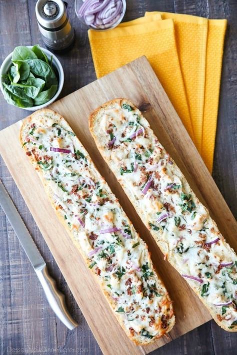 White French Bread Pizza, Chicken Alfredo Garlic Bread Pizza, Italian Bread Dinner Ideas, Alfredo Garlic Bread, Bread Meals, French Breads, Shrimp Pizza, Chicken Alfredo Pizza, Flatbread Pizza Recipes