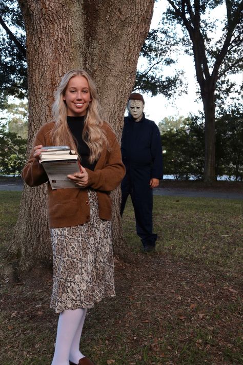 Couples Costume Michael Myers, Michael Myers And Laurie Costume, Laurie And Michael Myers Costume, Michael Myers Halloween Costume Couple, Michael Myers Trunk Or Treat, Michael Myers Costume Couple, Mike Myers Halloween Costume, Michael Myers Girl Costume, Michael Myers And Laurie Strode Costumes