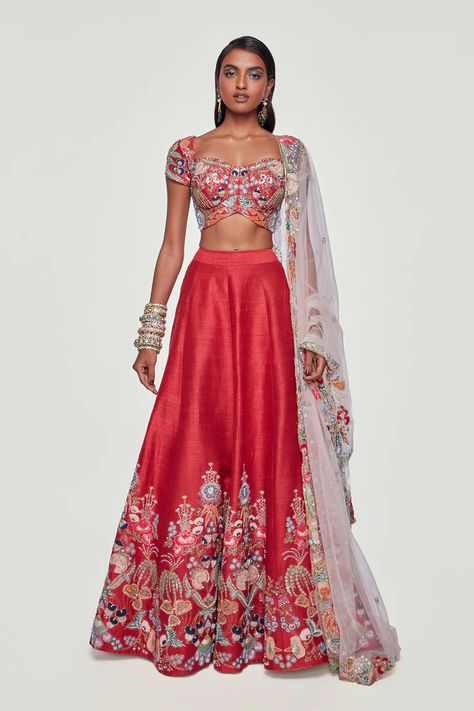 Wedding Edit – Page 2 – Aisha Rao Aisha Rao Lehenga, Aisha Rao, Lengha Blouse Designs, Lehenga With Blouse, Wedding Edit, Rahul Mishra, Indian Bridesmaid Dresses, Sabyasachi Jewellery, Indian Lehenga