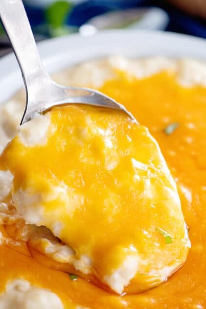 Cheesy Mashed Potatoes - Southern Plate Mashed Potatoes With Cheese, Cheesy Garlic Mashed Potatoes, Mashed Potato Casserole Recipes, Potatoes With Cheese, Cheddar Mashed Potatoes, Easy Roasted Potatoes, Hashbrown Casserole Recipe, Onion Dip Recipe, Cheese Mashed Potatoes