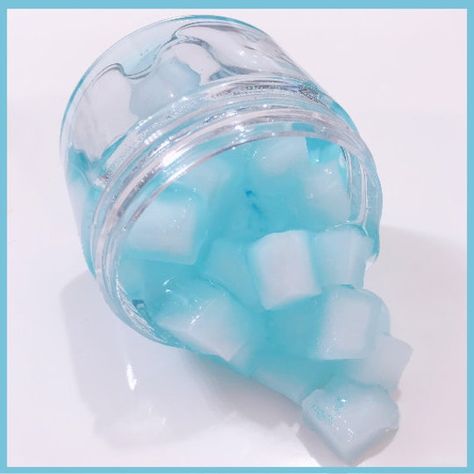 🏝🏝Blue Lagoon Jelly Cube Clear Slime🏝🏝 Blue Lagoon is a clear blue slime with pure white jelly cubes! It's a perfect resemblance of a clear blue ocean! They are so soft and stretchy. It stretches almost effortlessly in your hands :) Cubes include a fun squishy texture in the slime. After playing with the cubes, you can crush them to make slushie slime! If you find our slimes sticky, please use included activator to adjust the level of stickiness!  Our slimes are scented with fresh ocean bree Jello Slime, Jelly Cube Slime, Slime For Sale, Perfect Slime, Watermelon Jelly, Slime Containers, Jelly Slime, Pretty Slime, Blue Slime