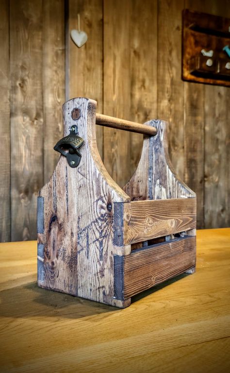 Wood Beer Holder, Beer Holder Ideas, Beer Wood Projects, Wooden Beer Holder, Diy Bottle Opener, Beer Tote, Beer Caddy, Wooden Tool Boxes, Beer Holder