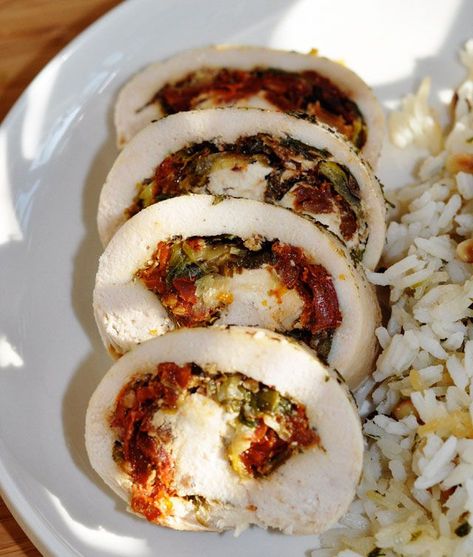 Rolled Chicken Breast, Chicken Chicken Recipes, Sundried Tomato Chicken, Chicken Roll Ups, Delicious Chicken Dinners, Dinner Delicious, Gluten Free Dishes, Chicken Rolls, Reception Food