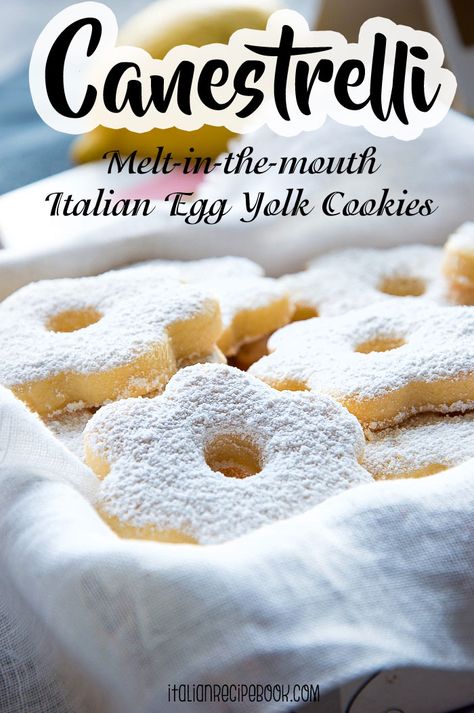 Egg Yolk Cookies, Egg Yolk Recipes, Egg Yoke, Italian Eggs, Italian Christmas Cookies, Italian Pastries, Biscotti Cookies, Italian Recipe, Lemon Flavor