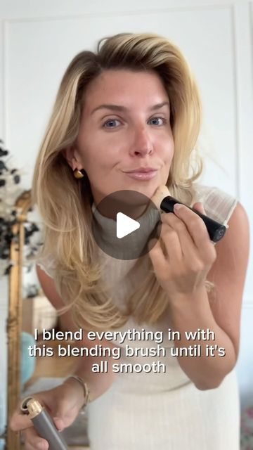 Anna Kloots on Instagram: "My @merit make up routine for summer takes under 2 minutes, and leaves you looking natural and sun-kissed. You can shop all these products individually or by sets on Merit’s website for extra savings. There’s a  link right in my stories/make up highlight to shop my sets! Every first order ships with this adorable make up bag, and orders over $40 ships free!" Merit Makeup Tutorial, Make Up Highlight, Anna Kloots, First Order Ships, Merit Beauty, Highlighter Makeup, Make Up Bag, Sun Kissed, First Order