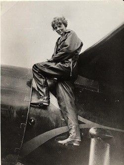 Charles Lindbergh, Chantal Thomass, Female Pilot, Amelia Earhart, Vintage Aviation, Foto Vintage, Fly Girl, Dieselpunk, Newfoundland