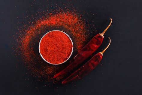 Red chili pepper flakes and chili powder... | Premium Photo #Freepik #photo #background #pattern #food #abstract Red Chilli Photography, Tokyo Japan Food, Food Abstract, Lal Mirch, Spices Photography, Paprika Spice, Dr Kitchen, Red Spice, All Spice