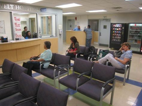 People are waiting in the waiting room. #medicalofficefurniture Waiting Room Furniture Medical, Hospital Waiting Room Aesthetic, Doctor Office Waiting Room, Hospital Waiting Area, Hospital Lobby, Medical Office Furniture, Hospital Reception, Hospital Office, Hospital Waiting Room