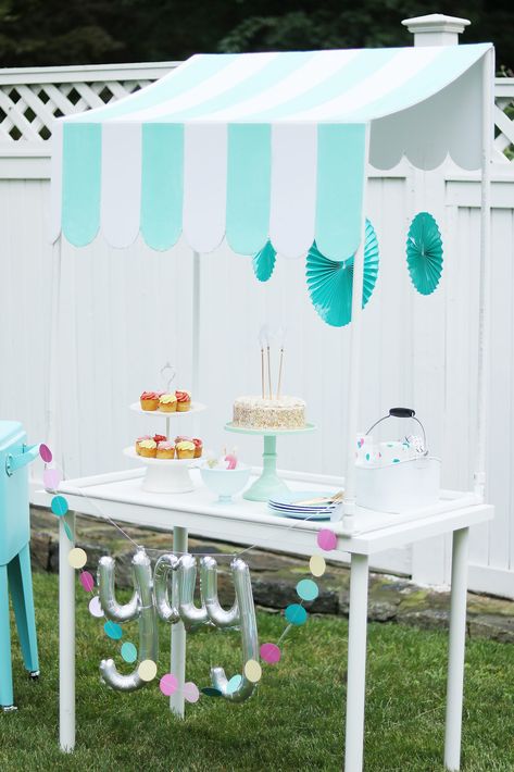 Diy Ice Cream Stand Birthday Parties, Diy Awning For Party, Diy Sweet Stand, Diy Ice Cream Cart Ideas, Diy Ice Cream Decor, Ice Cream Stand Ideas, Ice Cream Stand Diy, Table Top Canopy, Diy Ice Cream Stand