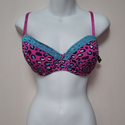 This Is New With Tags And 38 C Underwire Light Padded Push Up 2 Hook 3rows Bra Is 87% Nylon 13% Spandex Cup Liner Polyester. Colorful Bras, Victorious Outfits, Mcbling Aesthetic, Thrift Manifest, Lace Sports Bra, Patriotic Nails, Leopard Print Bra, 2000s Clothing, Lace Bra Top