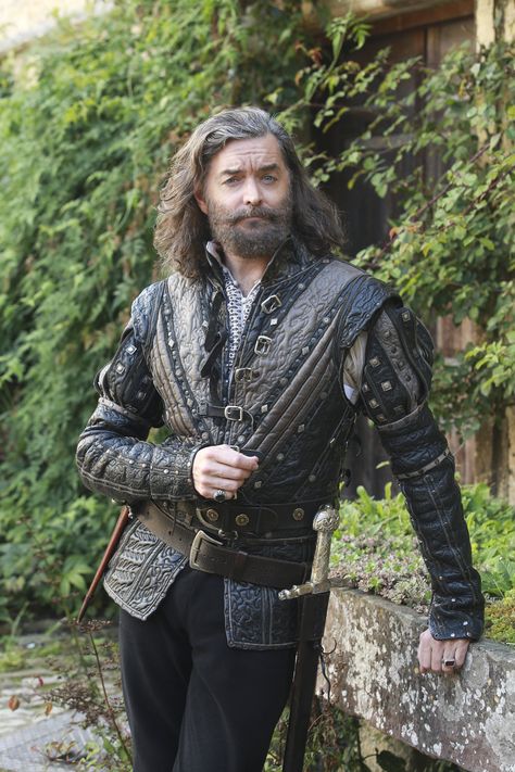 Galavant - king Richard King Richard Galavant, Timothy Omundson Galavant, Galavant Costumes, Medieval Fantasy Clothing, Timothy Omundson, Paget Brewster, Jiminy Cricket, King Richard, Period Outfit