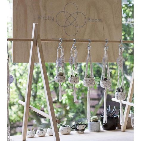 Display fixture idea to sit on top of a craft show table and add hanging space Booth Market, Craft Table Display, Craft Stall Display, Craft Show Table, Market Stall Display, Stall Display, Craft Market Display, Craft Show Booth, Craft Fairs Booth