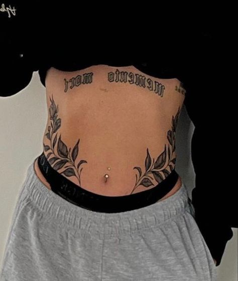 Feminine Stomach Tattoos, Top Of Shoulder Tattoos For Women, Stomach Tats, Abdomen Tattoo, Earthy Tattoos, Stomach Tattoos Women, Stomach Tattoo, Pola Tato, Bauch Tattoos