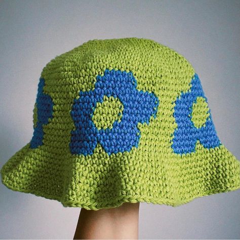 Meganfaithmakes' Flora Bucket Hat Crochet Pattern PDF - Etsy Crochet Projects Halloween, Simple Crochet Projects, Free Pumpkin Patterns, Bucket Hat Crochet Pattern, Pumpkin Patterns Free, Flower Bucket Hat, Crochet Flower Hat, Bucket Hat Crochet, Pumpkin Patterns