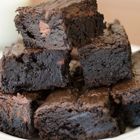 Dark Chocolate Fudge Brownies | Twisted Tastes Dark Fudge Brownies, Brownie Recipies, Fire Recipes, Dark Chocolate Fudge, Dark Chocolate Brownies, Chocolate Fudge Brownies, Semi Sweet Chocolate Chips, Fudge Brownies, Brownie Bar