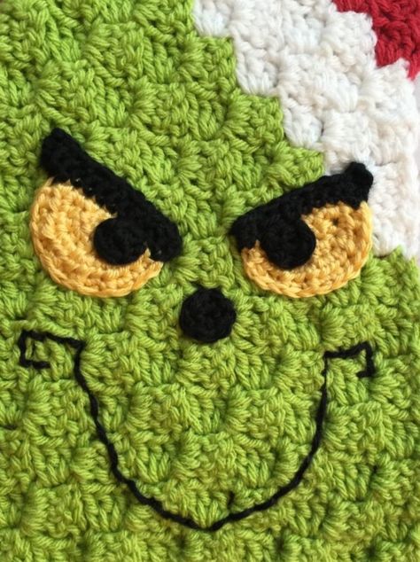 C2C crochet is known very well, this is technique allows to make blankets, pillows, afghans and many others project. This scarf is easy to do.  The full artic Grinch Scarf, C2c Scarf, Crochet Grinch, Corner To Corner Crochet, C2c Crochet, Holiday Crochet, Christmas Crochet Patterns, Scarf Crochet Pattern, Basic Crochet Stitches