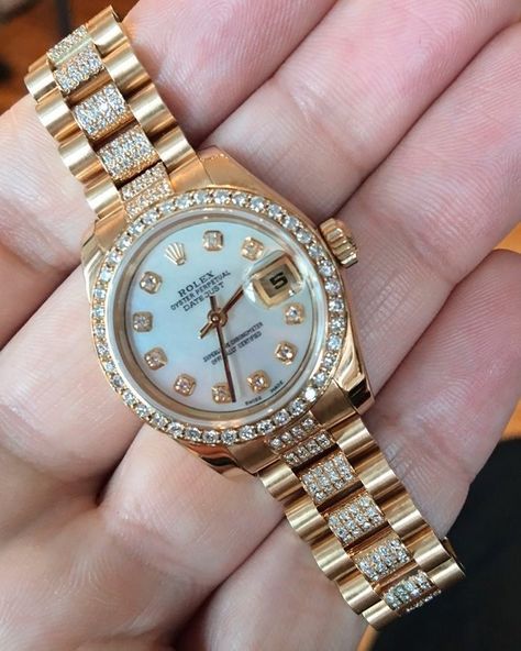 Used Rolex, Rolex Watches Women, Rolex Women, Gold Rolex, Expensive Jewelry Luxury, Rolex Watches For Men, Rolex Men, Womens Watches Luxury, Dope Jewelry