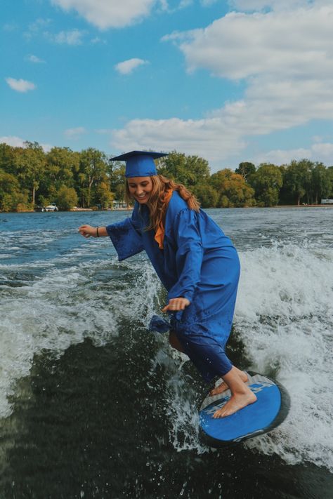 Senior Pics Ideas Unique, Wake Surfing Graduation Pictures, Surfing Graduation Pictures, Surfing Pics, Wake Surfing, Senior Things, Grad Hat, Senior Ideas, Male Senior Pictures