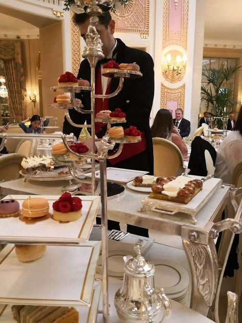 Ritz Afternoon Tea, Afternoon Tea At The Ritz, The Ritz Paris, Afternoon Tea London, Ritz Hotel, London Tea, London Dreams, London Lifestyle, London Shopping